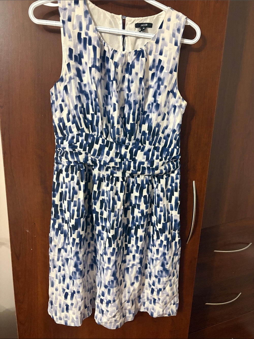 Jacob White and Navy Abstract Print Sleeveless Dress 100% silk size 10